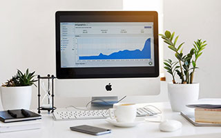 曼联今夏可能放走四名门将，奥纳纳、巴延德尔在列